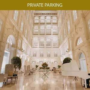 מלון Grand Palace