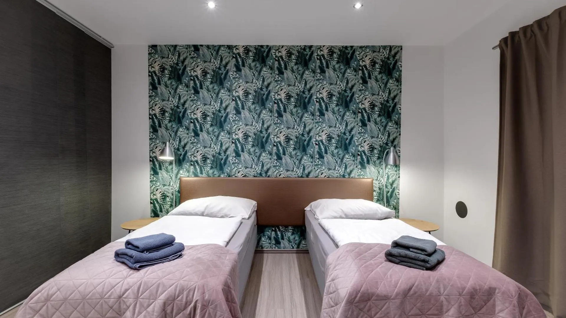 Vv Hotel & Apartments Брно